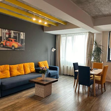 Teodoroiu Nr. 5 Aparthotel Craiova Kültér fotó