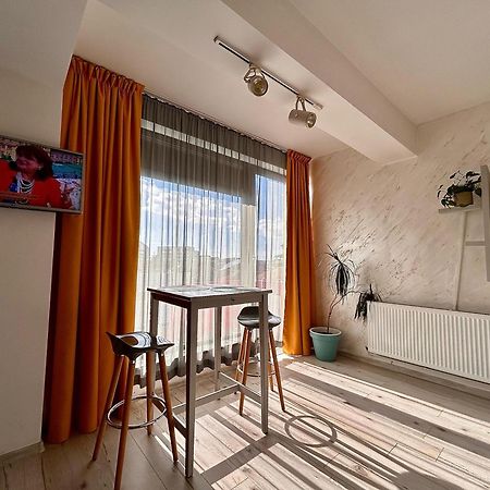 Teodoroiu Nr. 5 Aparthotel Craiova Kültér fotó
