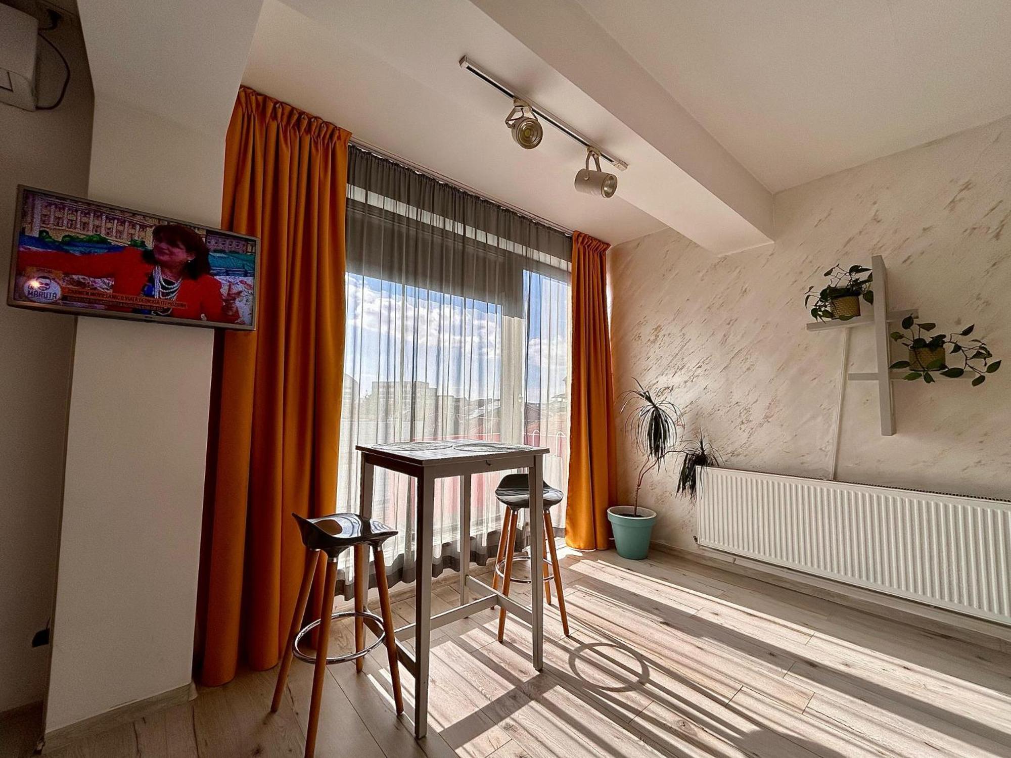 Teodoroiu Nr. 5 Aparthotel Craiova Kültér fotó