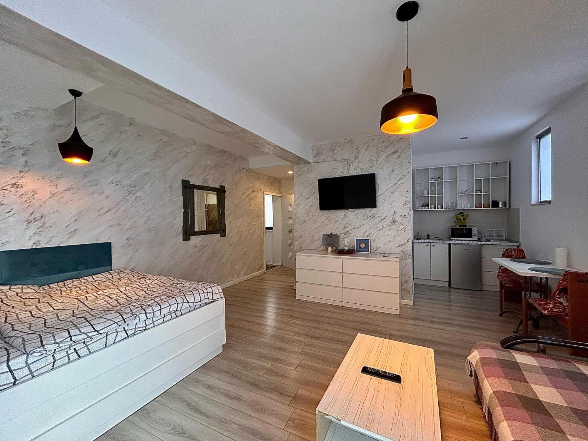 Teodoroiu Nr. 5 Aparthotel Craiova Kültér fotó